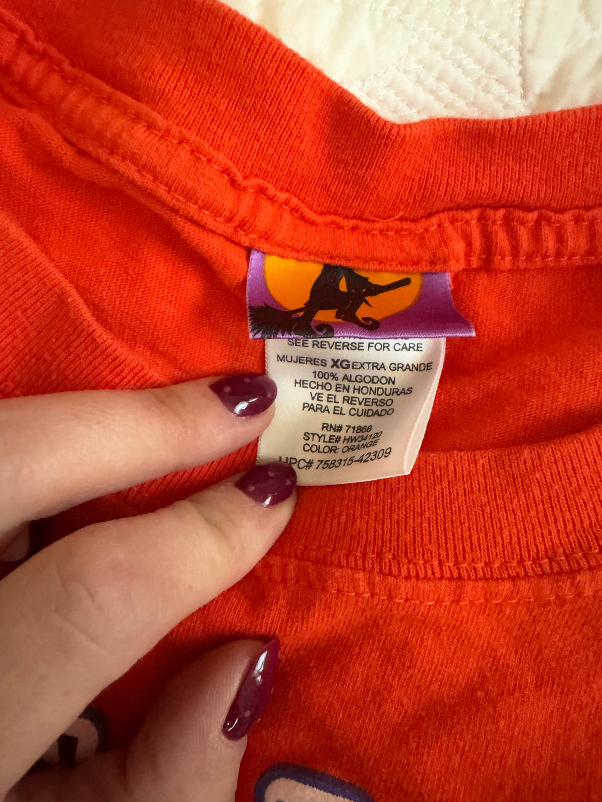 Vintage “Feelin Witchy” Graphic Tee
