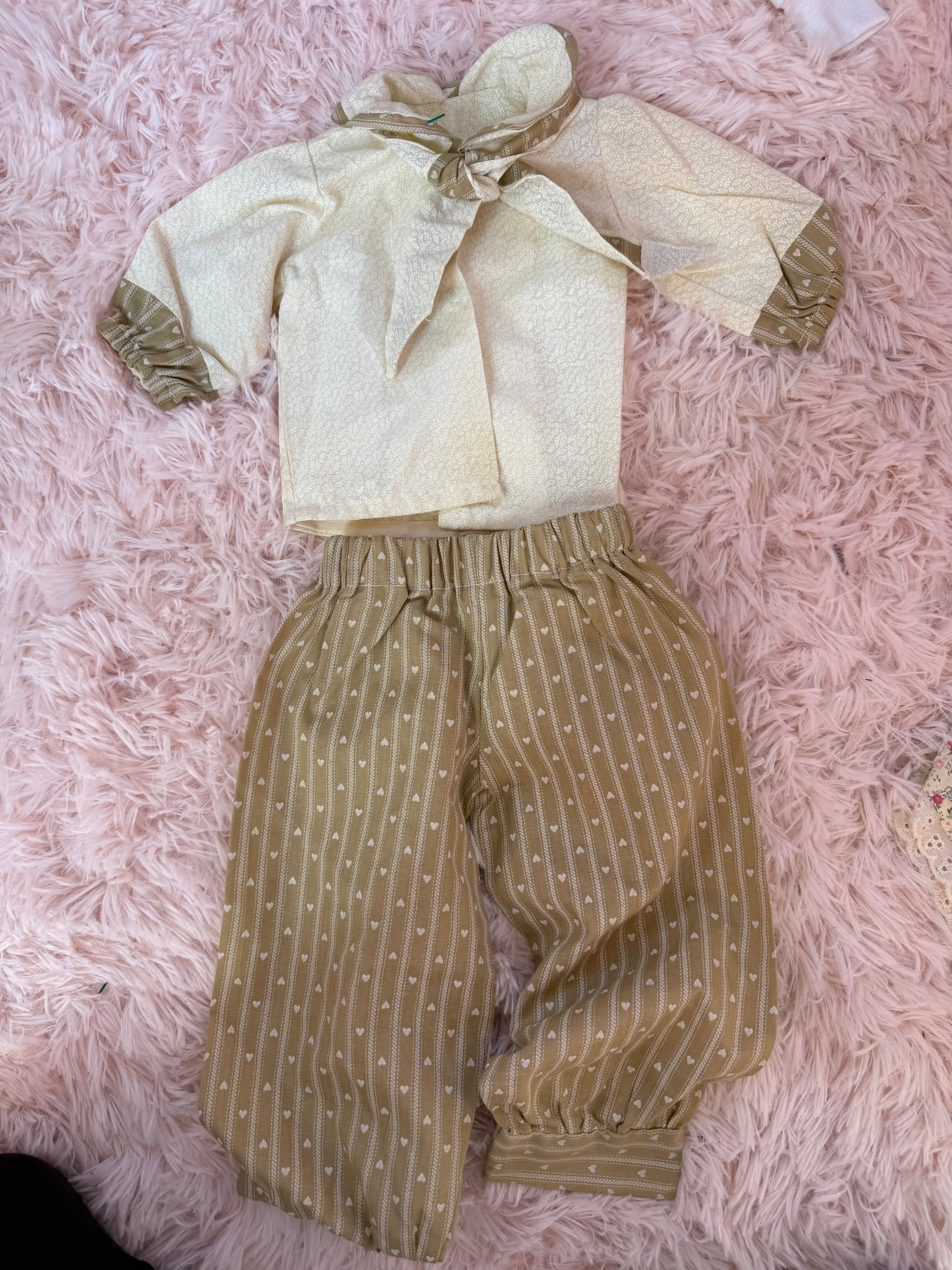 Vintage Brown Heart Set