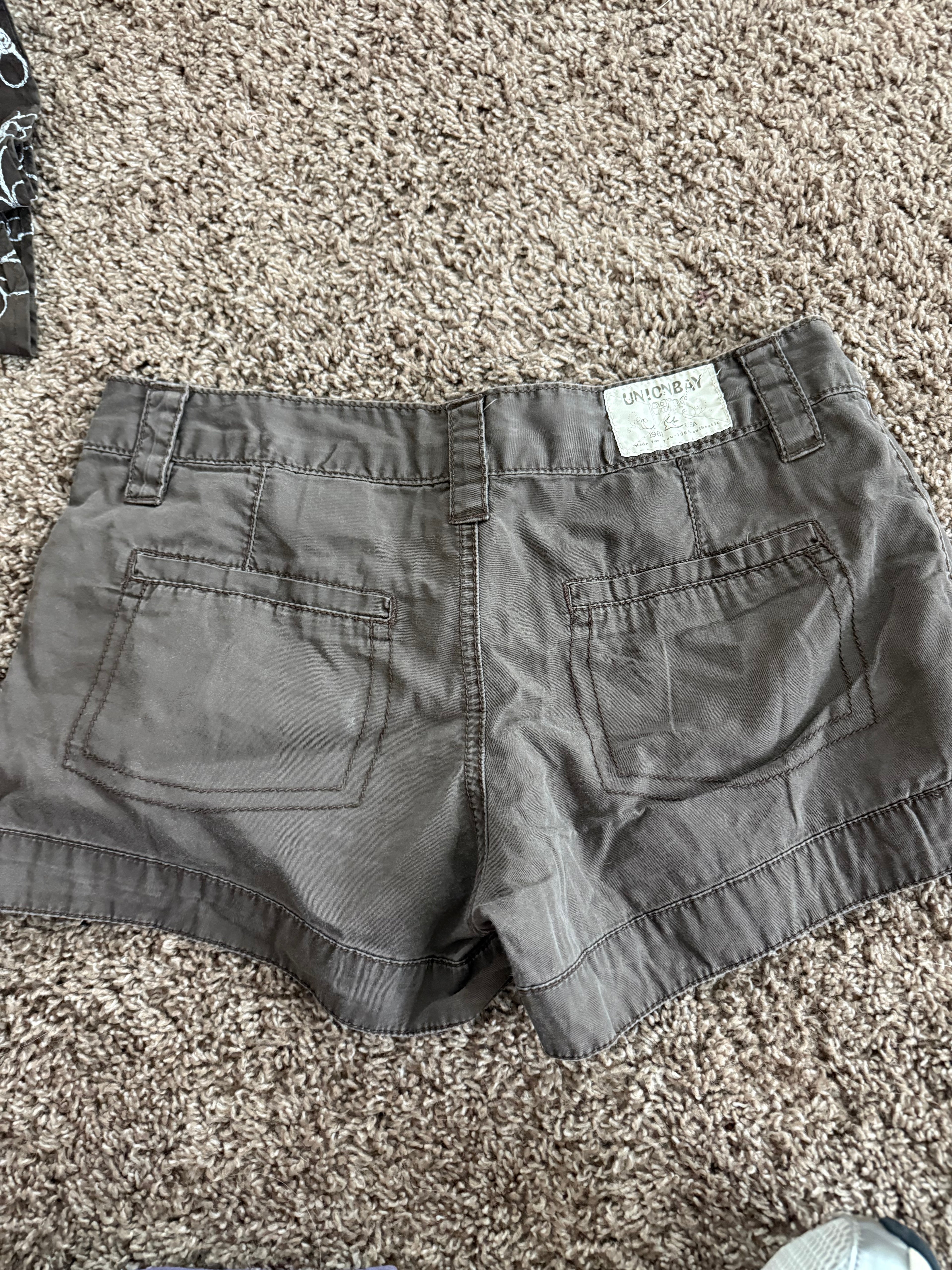 Y2K Union Bay Brown Cargo Shorts