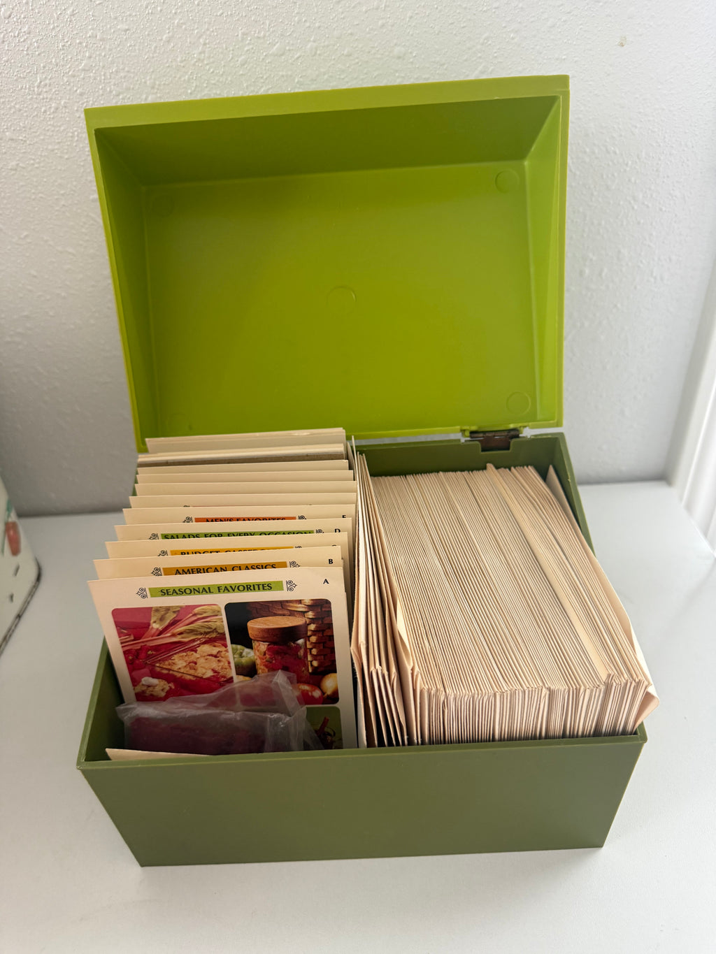 Antique Betty Crocker Complete Recipe Box