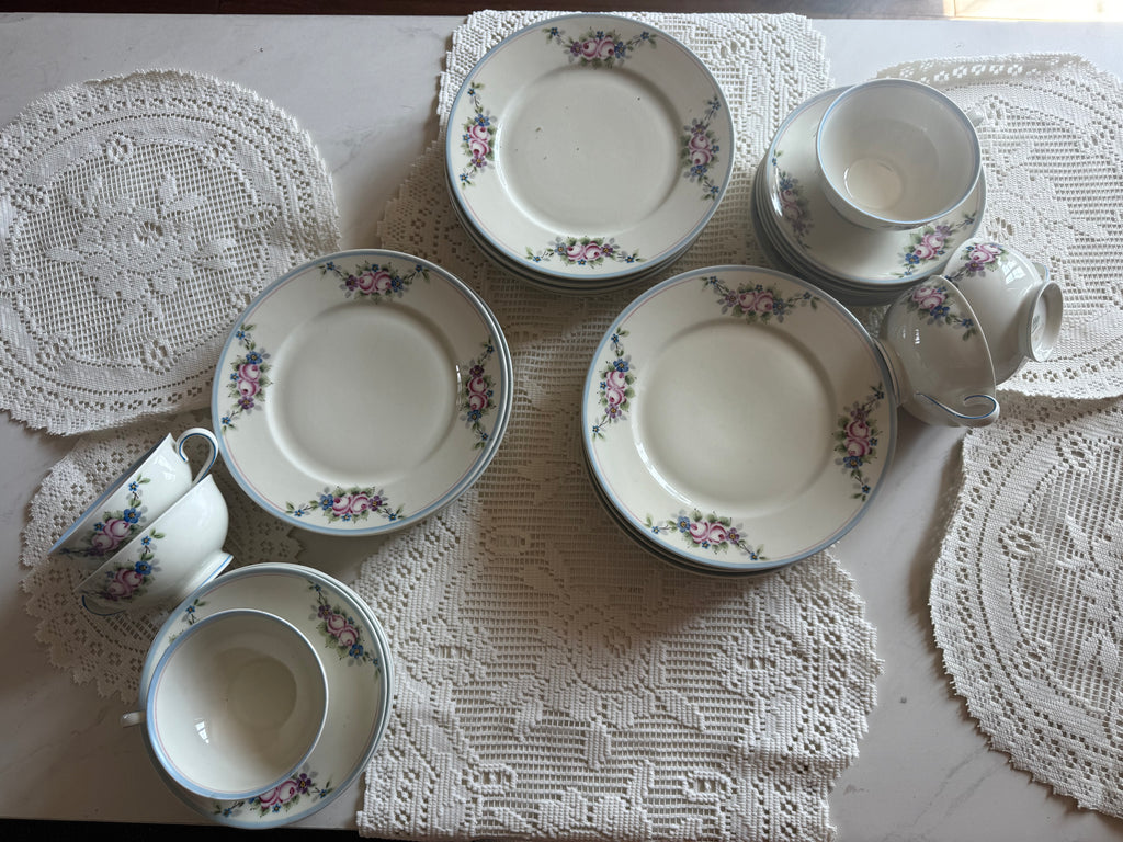 Vintage Edelstein Bavaria Dinnerware Set • 34pc