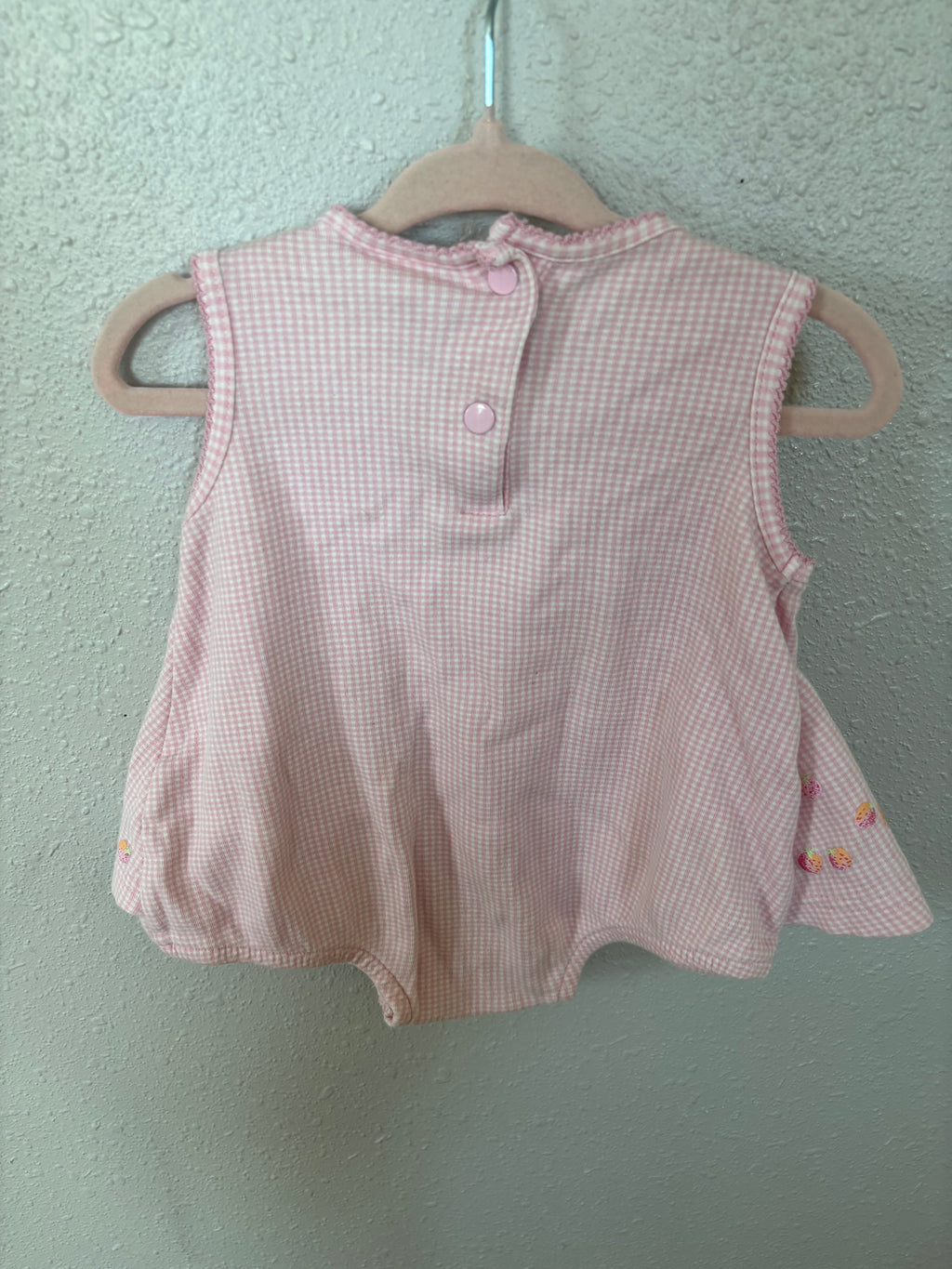 Y2K Strawberry Gingham outfit