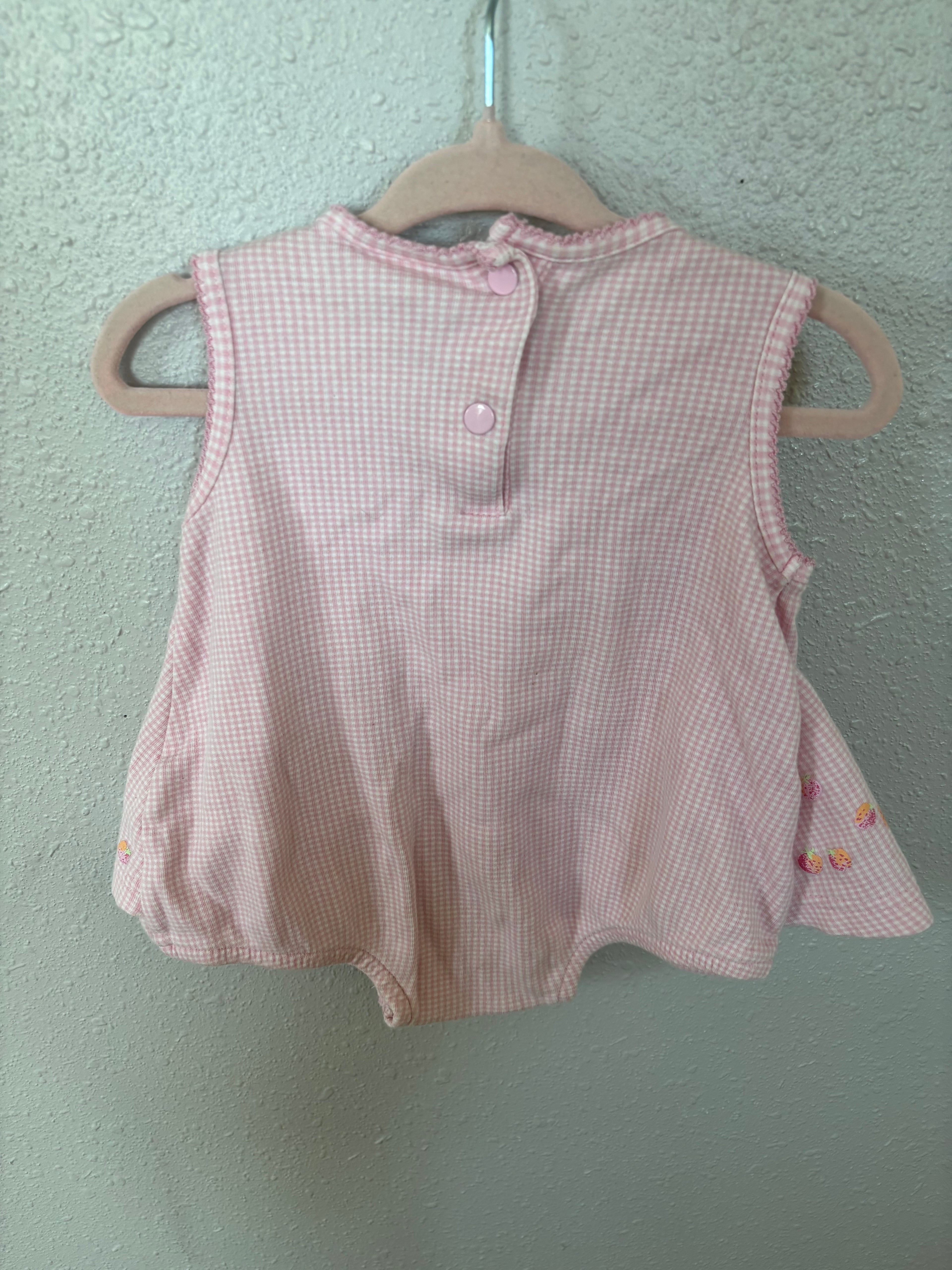 Y2K Strawberry Gingham outfit
