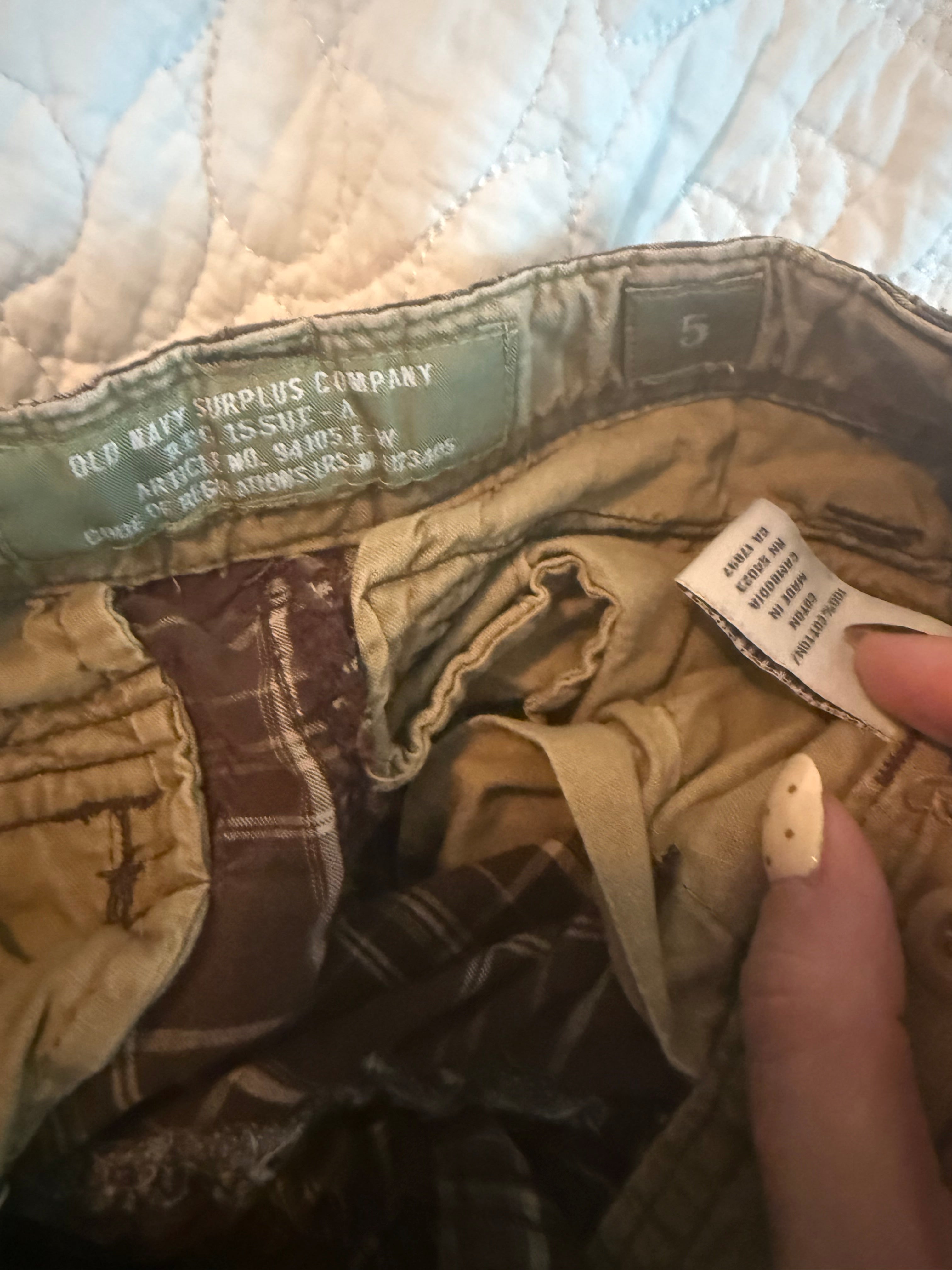 Y2K Old Navy Brown and Green Plaid Cargo Shorts