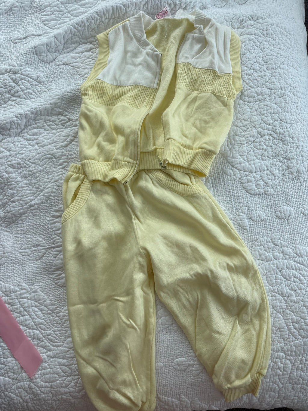 Vintage Butter Yellow Sweatset￼