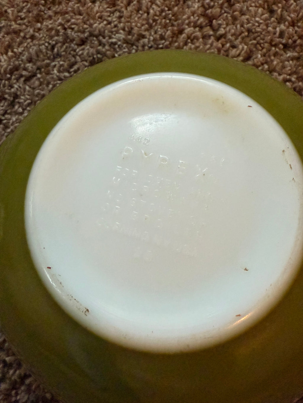 Vintage Spring Blossom “Crazy Daisy” Pyrex Bowl #442