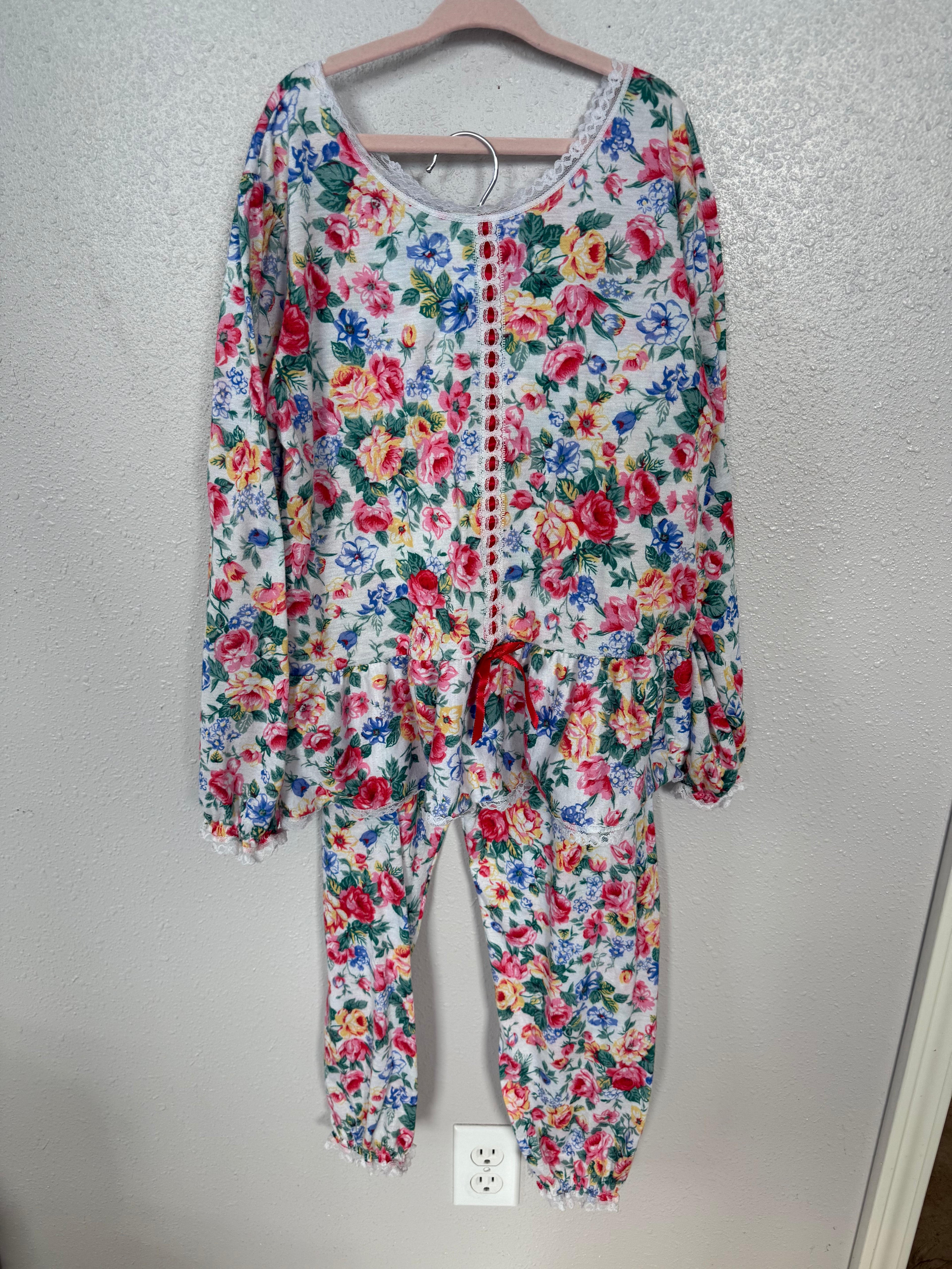 Vintage Floral 2-piece Set