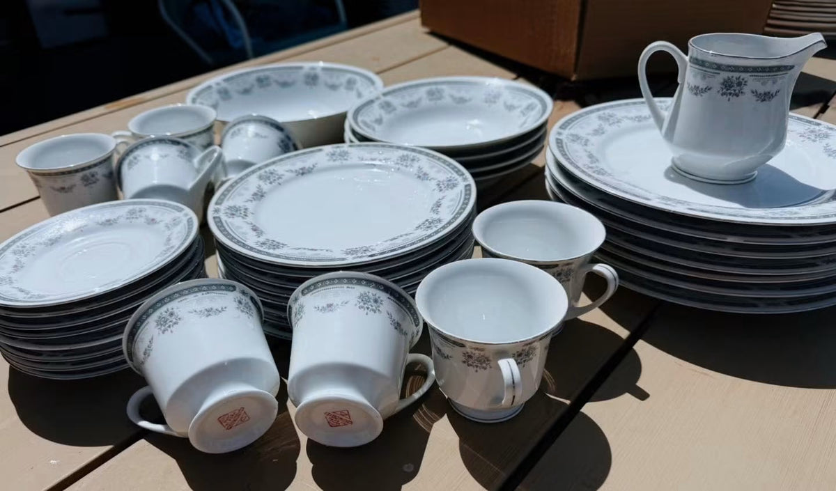 38pc Blues Fine China Set