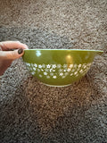 Vintage Spring Blossom “Crazy Daisy” Pyrex Bowl #442