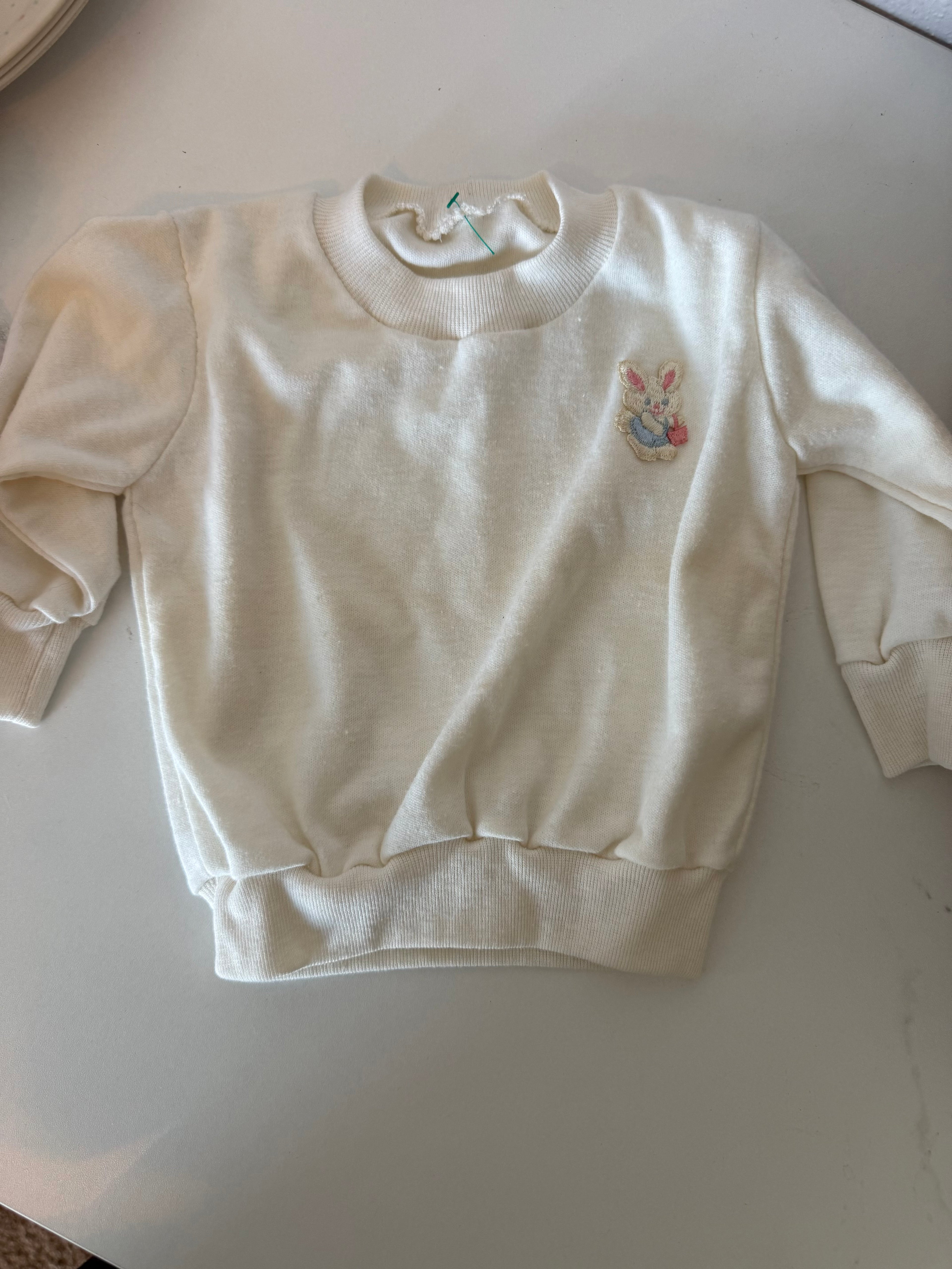 Vintage Crème Crewneck with Embroidered Bunny