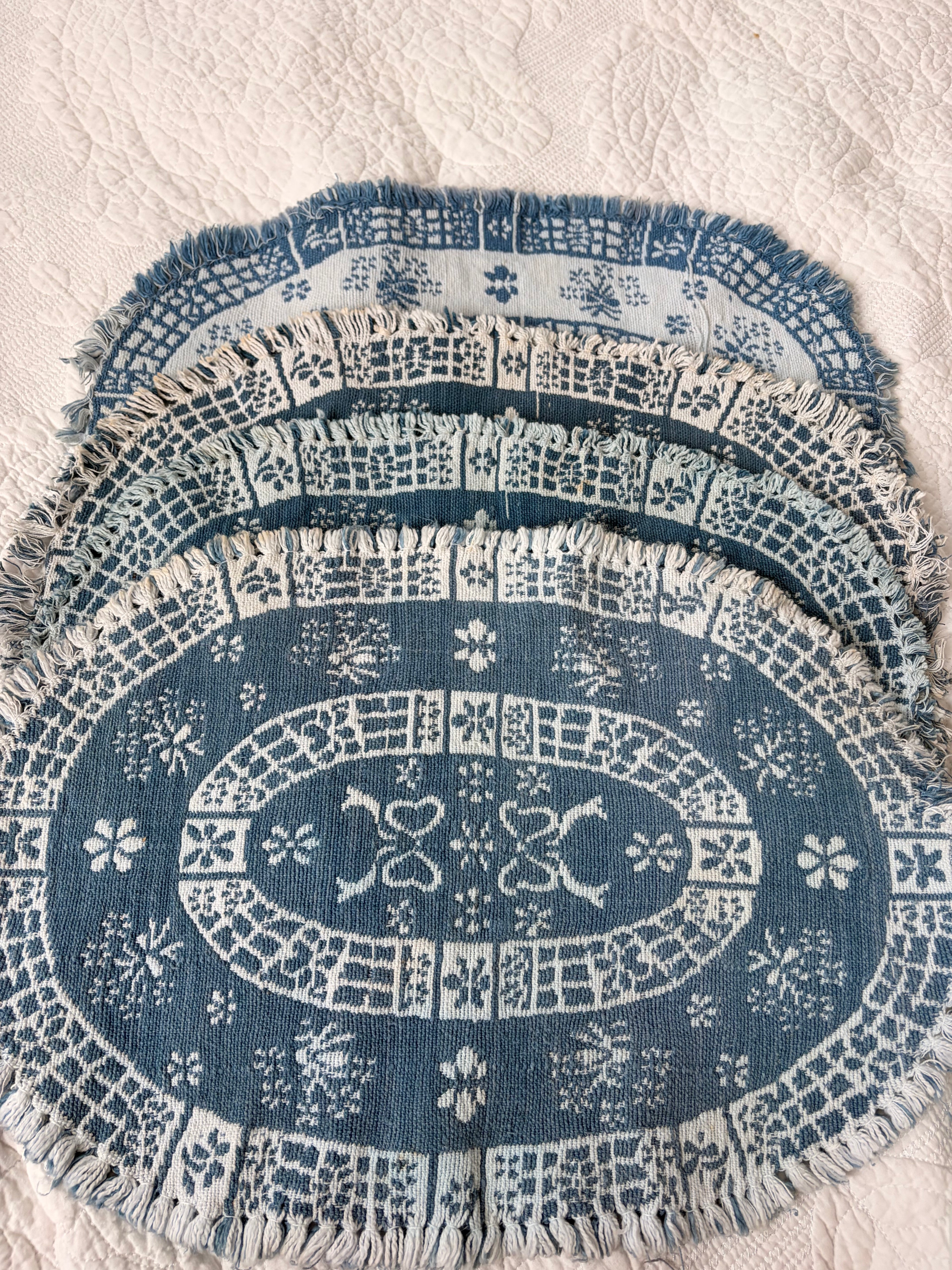 Set of 4 Vintage Colonial Placemats