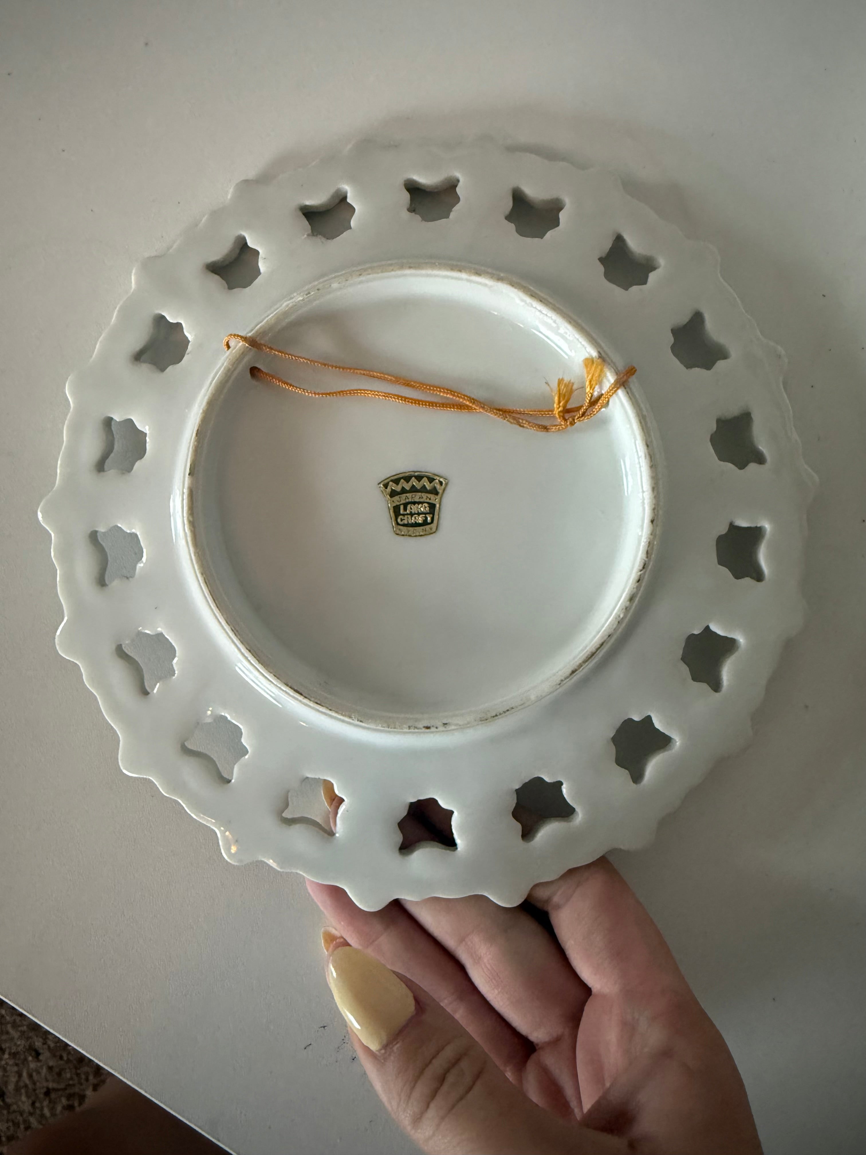 Vintage Decorative "Kentucky" Horse Plate