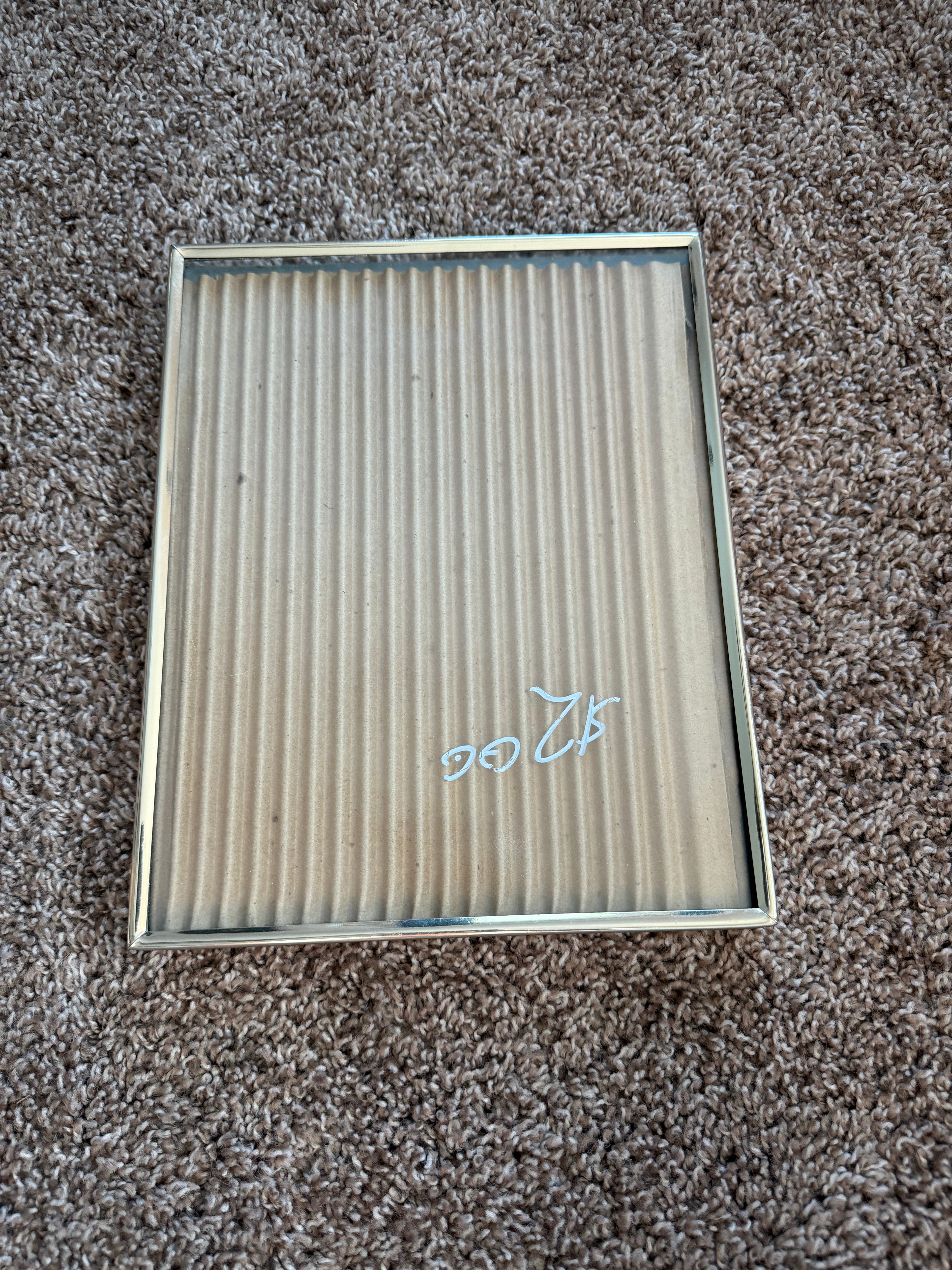 Vintage Gold Thick Frame 8x10