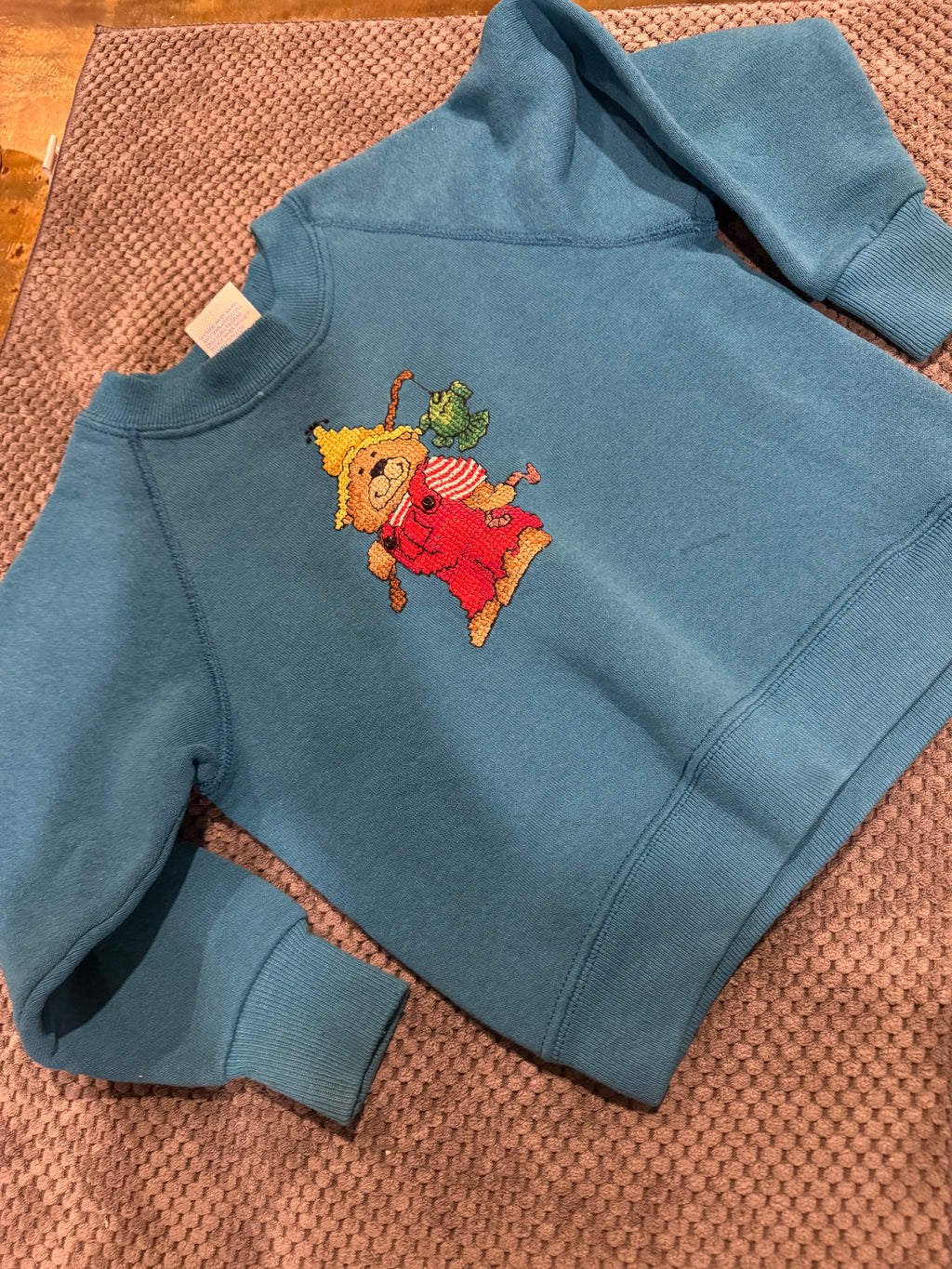 Vintage Needlepoint Fishing Crewneck
