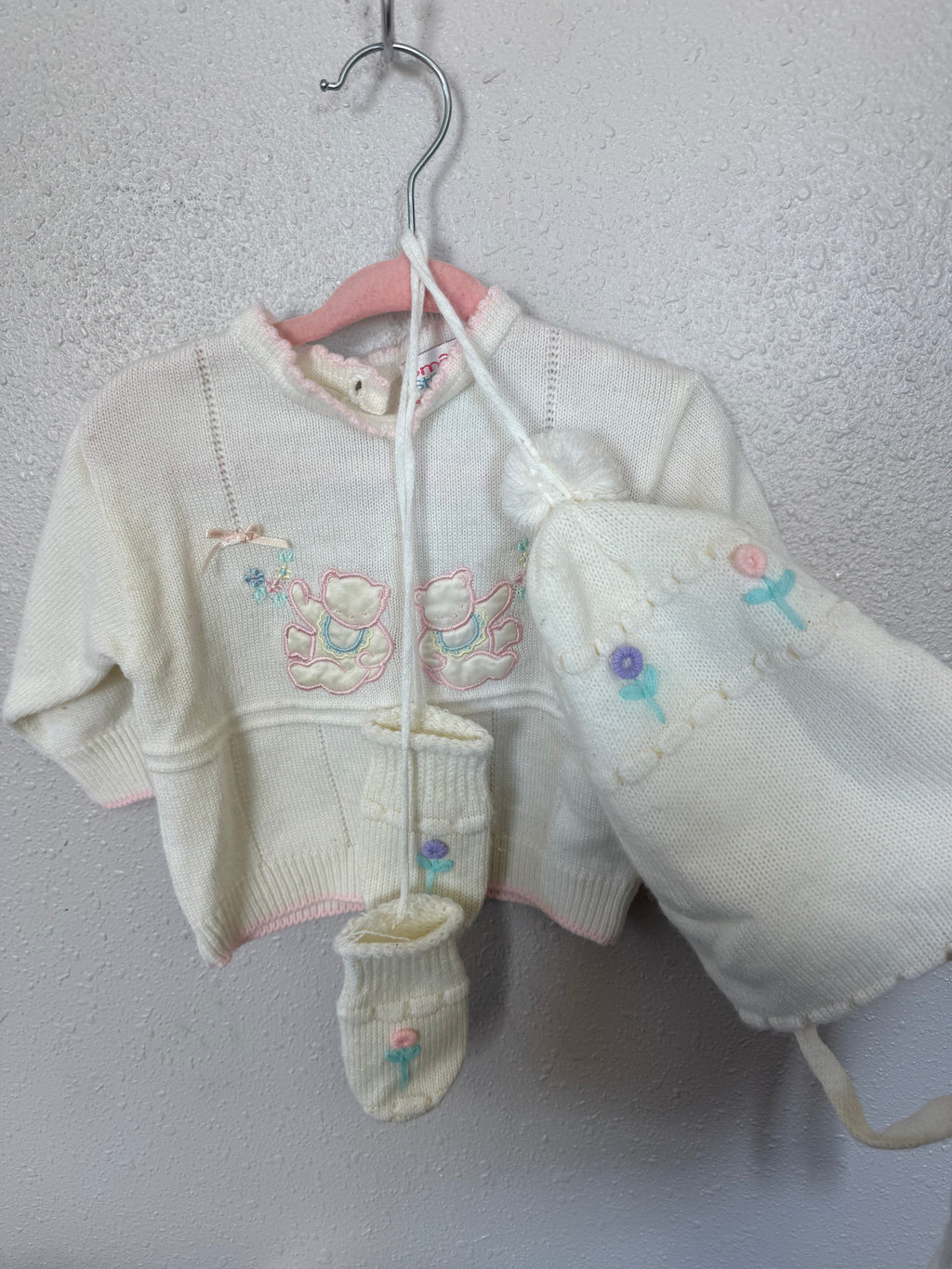 Vintage Sweater/Hat/Mittens Set