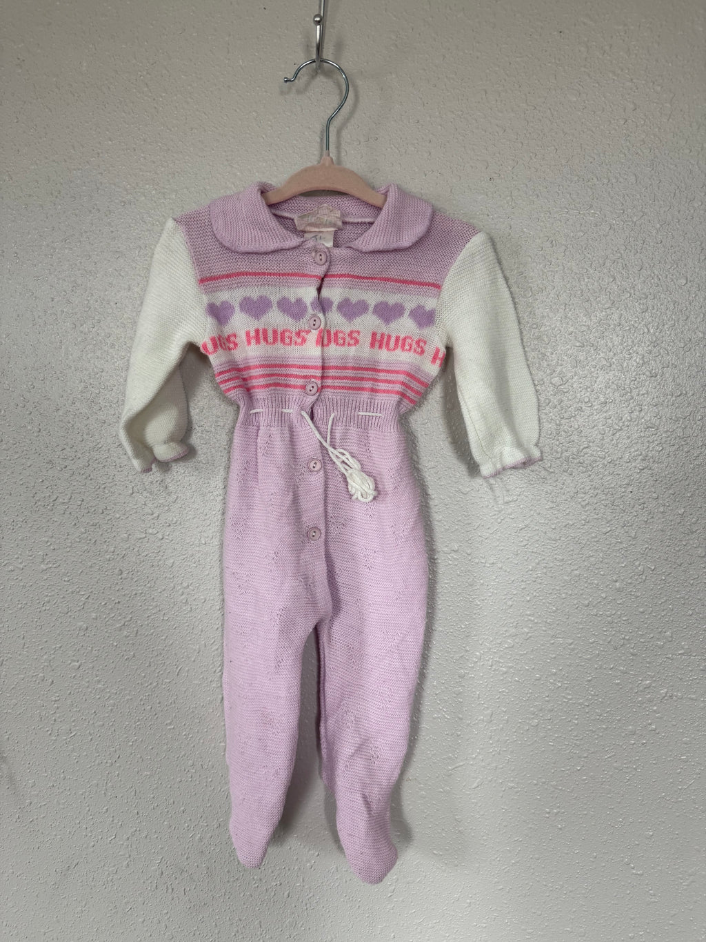 Vintage "Hugs" Knit Valentines Jumper