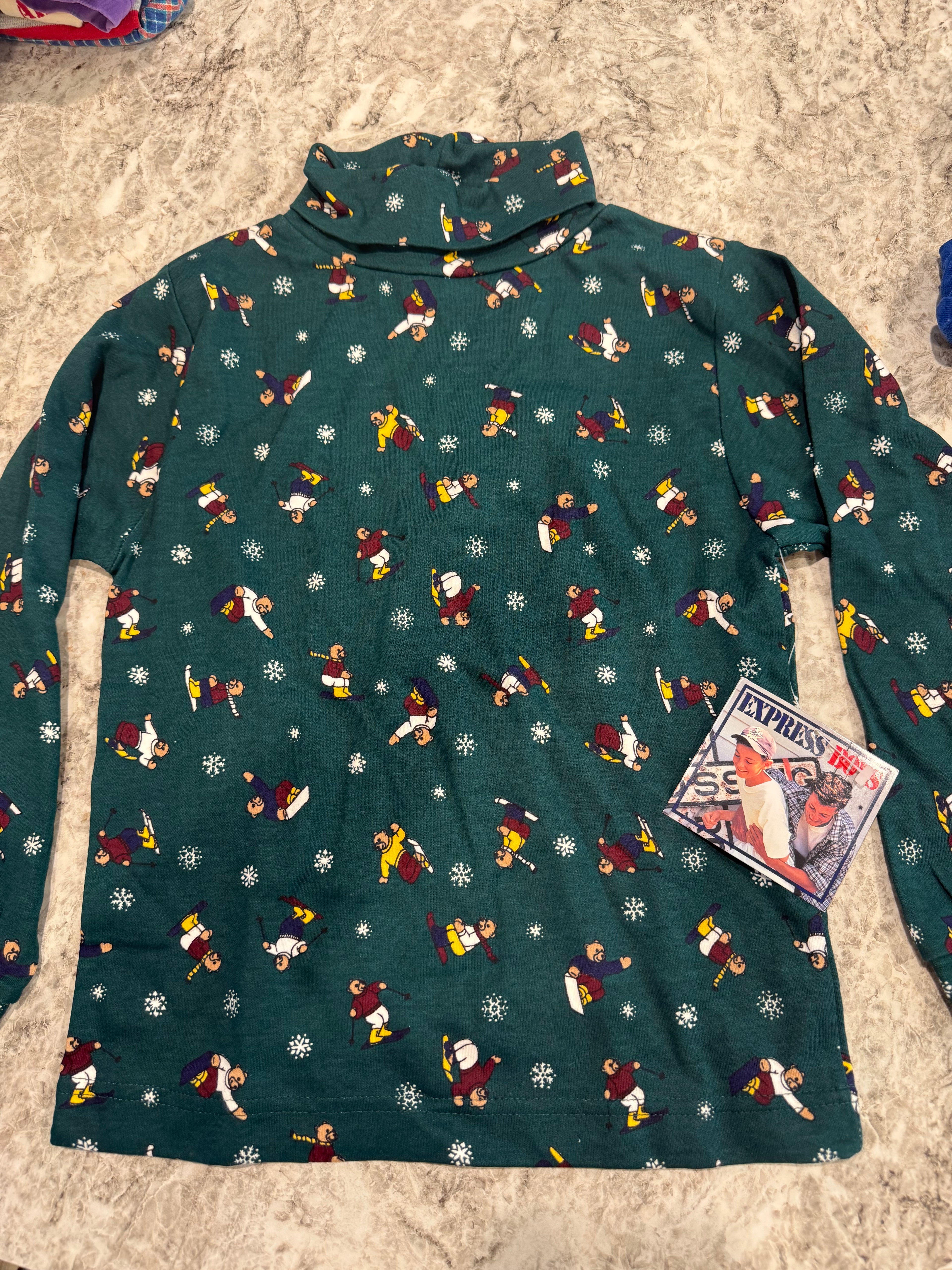 NWT Skiing Bear Turtleneck