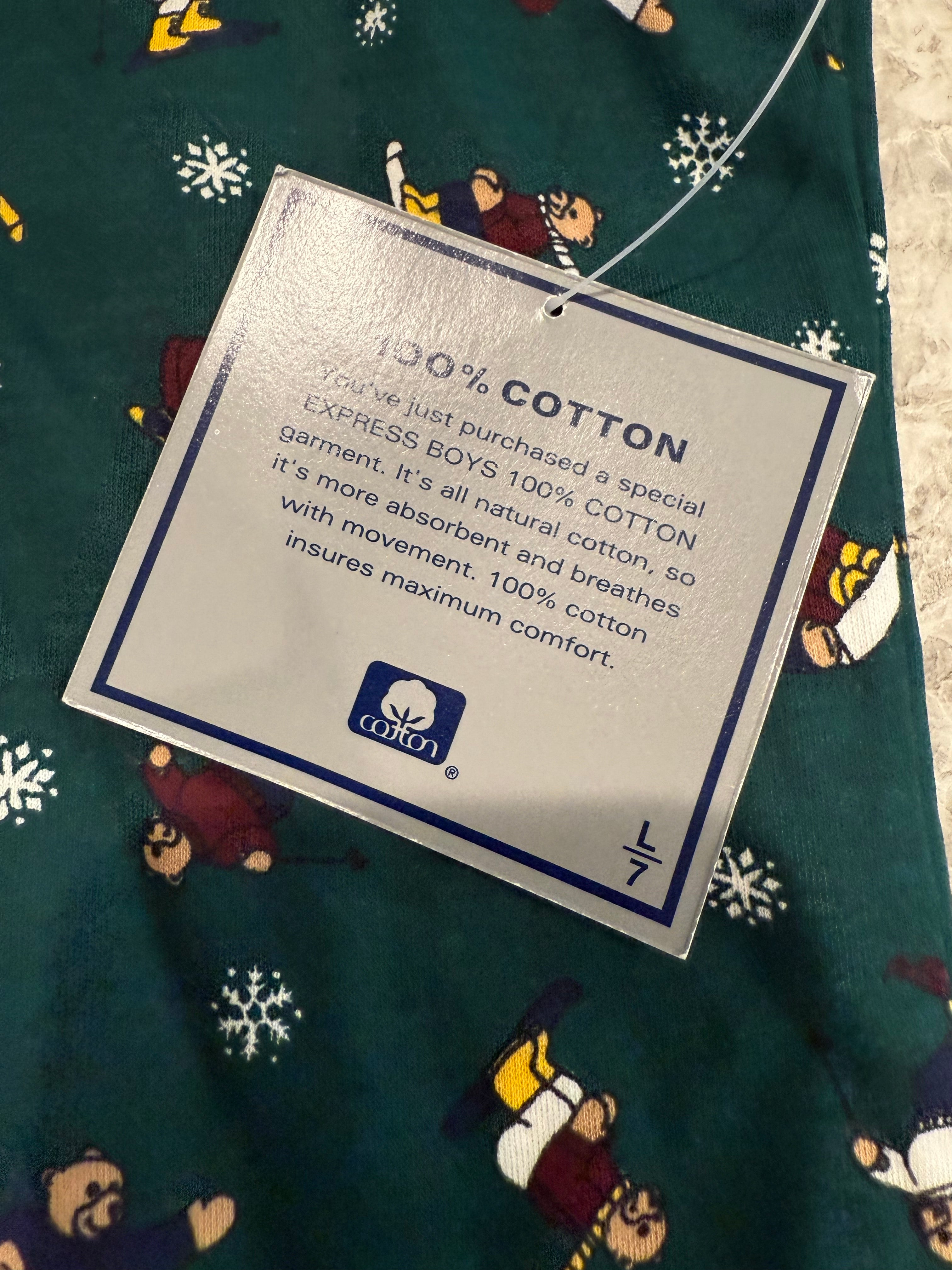 NWT Skiing Bear Turtleneck